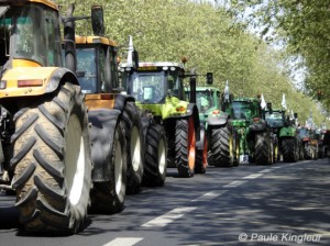 tracteurs bd beaumarchais 11e, photo paule kingleur